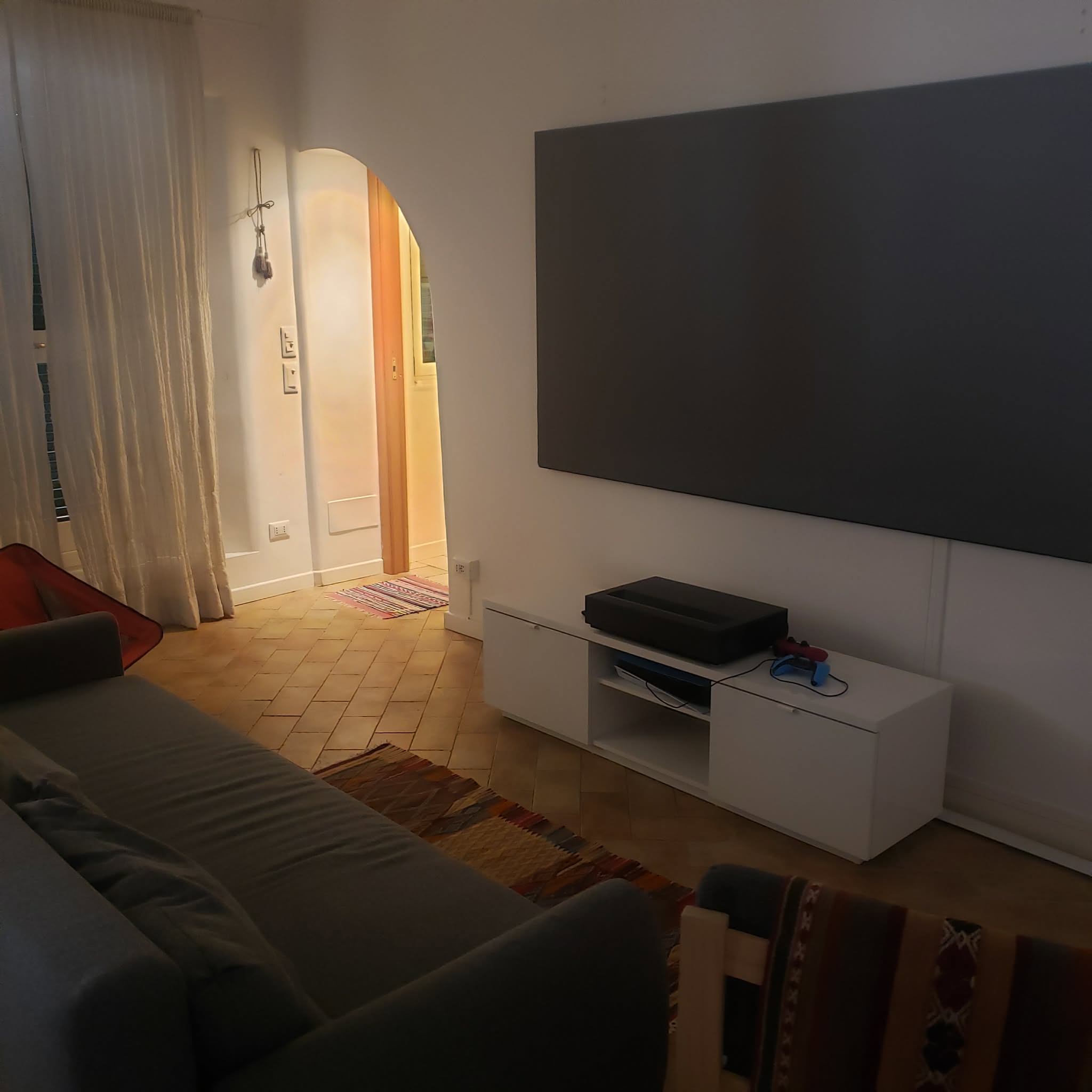 The living room features bright southeastern exposure and a fireplace.